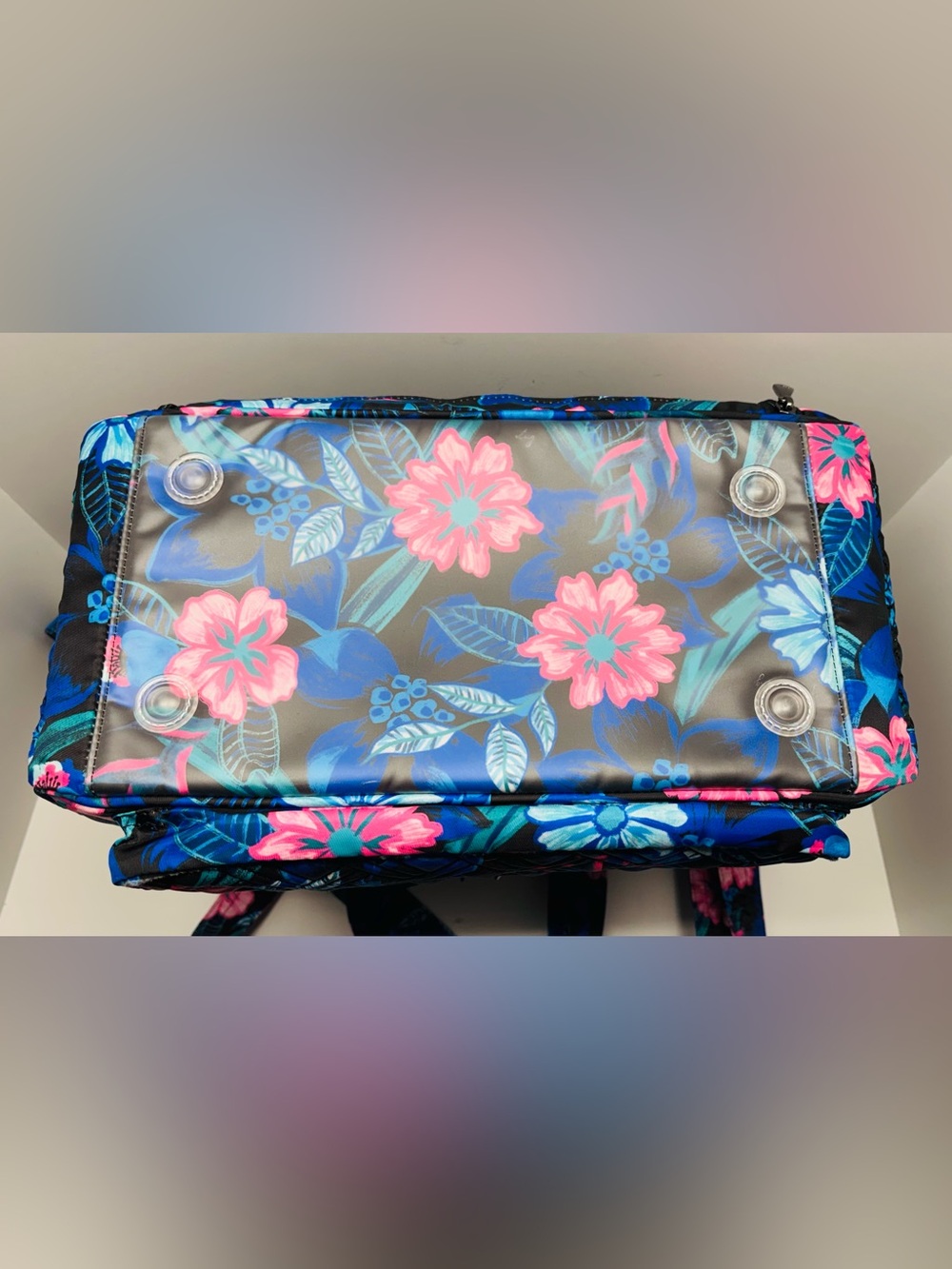 MAKE AN OFFER! EUC Lug RESORT BLACK PUDDLE JUMPER Convertible Tote Bag Blue Pink - Picture 12 of 12